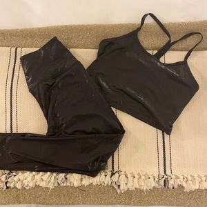Shiny Beyond Yoga set